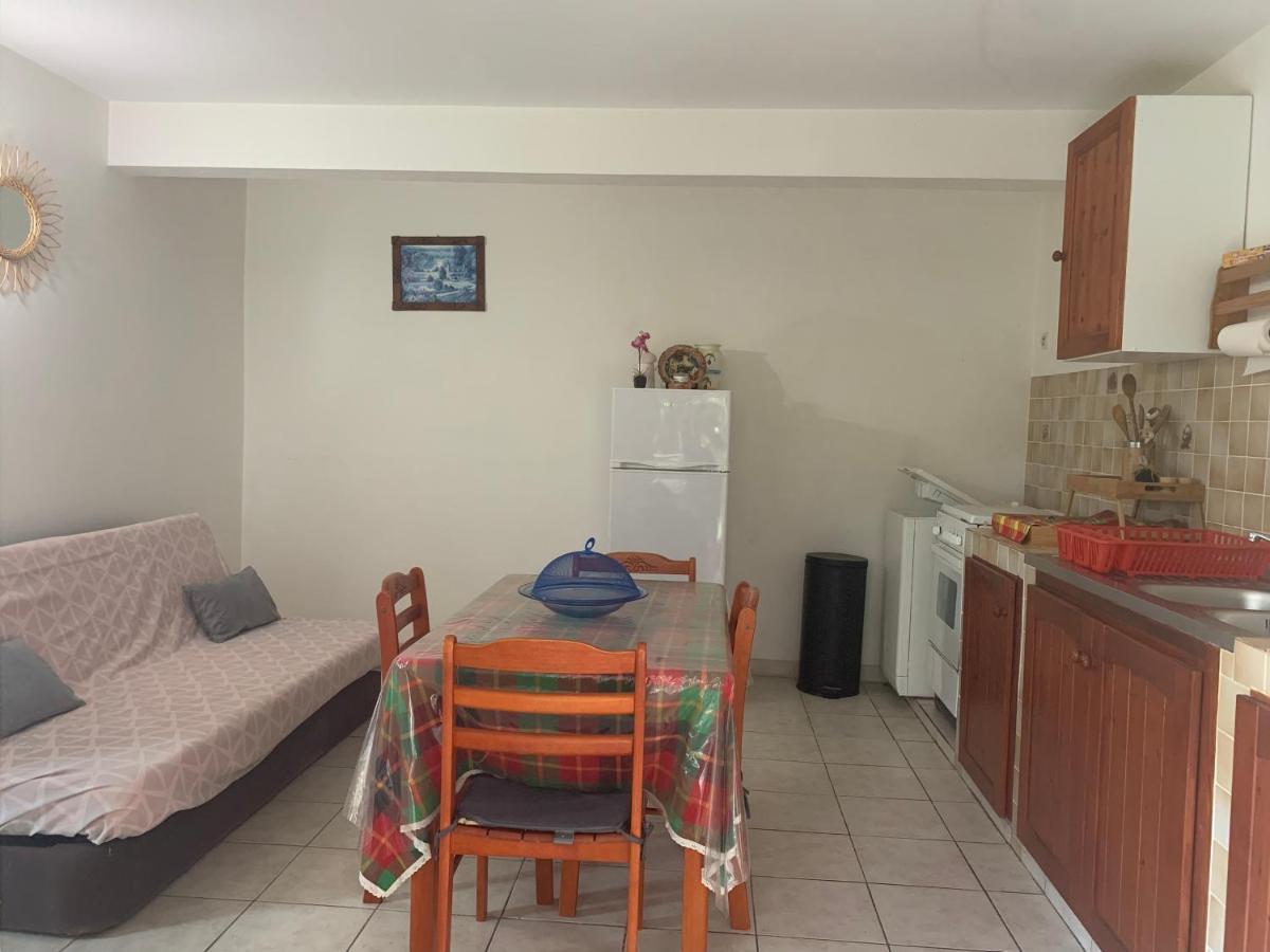 Logement Vacances Gissac Sainte-Anne Zewnętrze zdjęcie